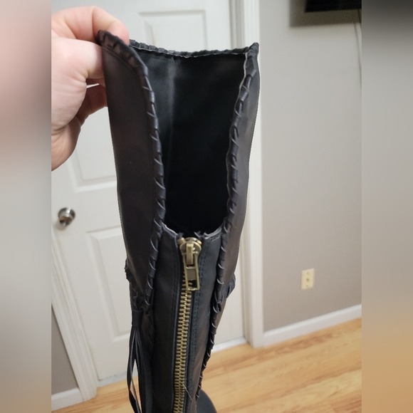 Knee high boots - Picture 9 of 9